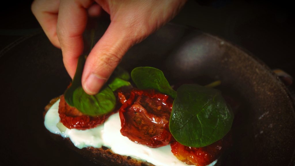 Grilled Mozzarella Sun-Dried Tomato Sandwich ⎟ Flying Oiseau